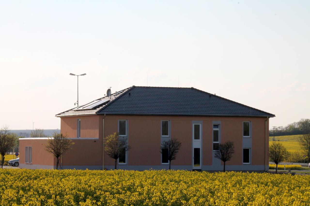 Landhaus Bennstedt ภายนอก รูปภาพ